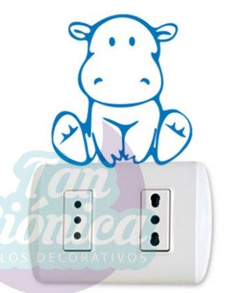 Interruptores y enchufes decorados con vinilos adhesivos decorativos, empavonados y fotomurales, hipopótamo bebé