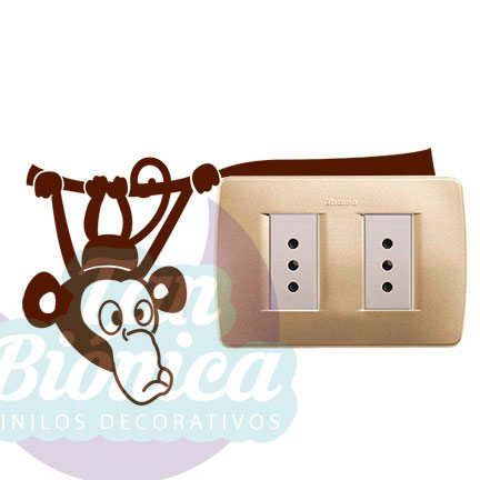 Interruptores 23 Interruptores y enchufes decorados con vinilos adhesivos decorativos, empavonados y fotomurales, mono colgando